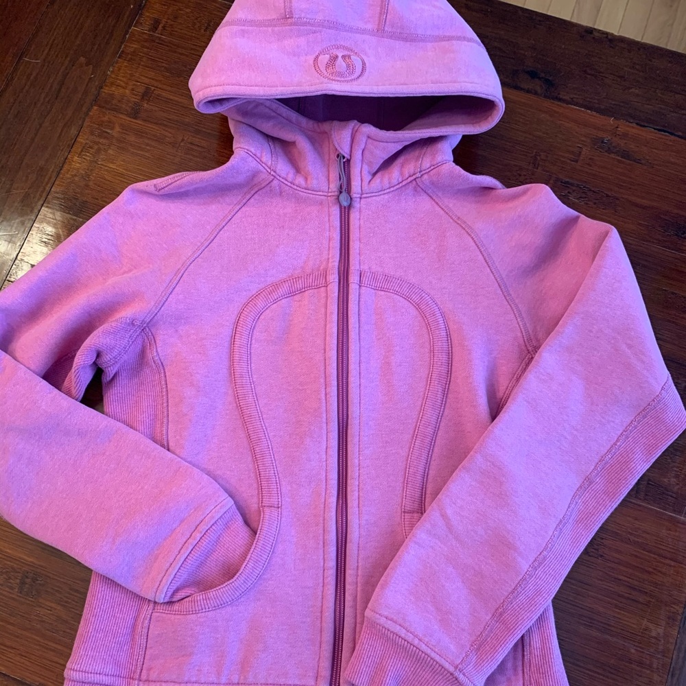 Lululemon Scuba Hoodie 4